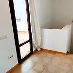 Lanzarote Clocló - Private Heated Pool, Wifi, Private Parking *
