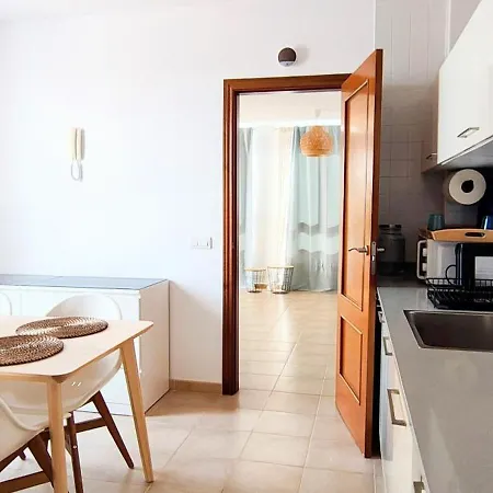 Lanzarote Cloclo - Private Heated Pool, Wifi, Private Parking Playa Blanca (Lanzarote)